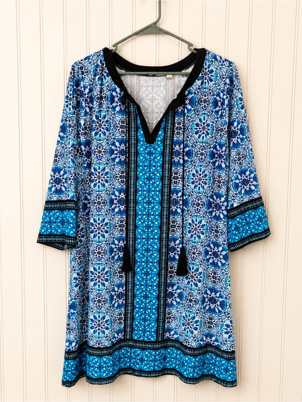 Maria Gabrielle 3X Blue Mosaic Print Tunic Top Tassel NWT Plus Size